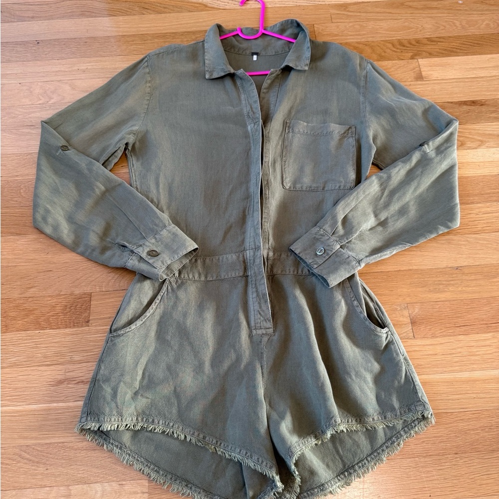 YOUNG FABULOUS & BROKE RIVER ROW EDGE ROMPER IN CADET PIGMENT WASH SIZE SMALL - Picture 5 of 16